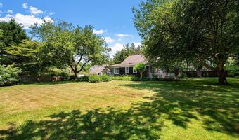 256 Main St, Amagansett, NY 11930
