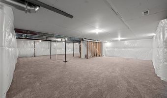 792 Nancy Dr, Aurora, OH 44202