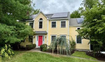 17 Goodhill Rd, Bethel, CT 06801