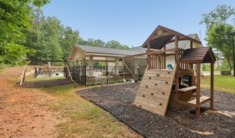 6160 Sweetbay Ln, Alpharetta, GA 30004
