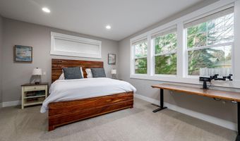 20382 Penhollow Ln, Bend, OR 97702