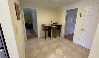 9 Michael Dr, Canton, CT 06019