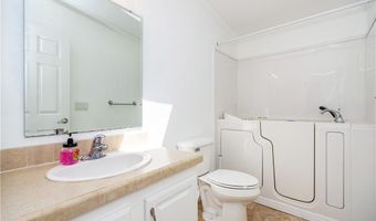 40 Campbell Cir, East Greenwich, RI 02818
