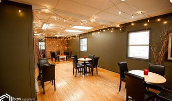 4 E Call St, Algona, IA 50511