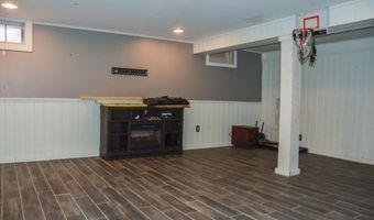 45 Elm Ave, Augusta, ME 04330