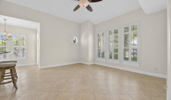 123 Aberdeen Pond Dr, Apollo Beach, FL 33572