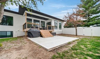 1403 19th St SE, Altoona, IA 50009