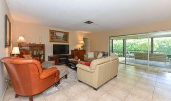 493 Forestview Dr, Atlantis, FL 33462