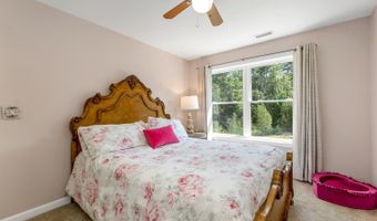 76 Curries Way, Brookfield, NH 03872
