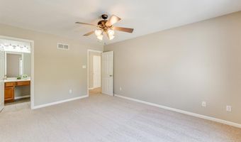 1515 Dietrich Glen Dr, Ballwin, MO 63021