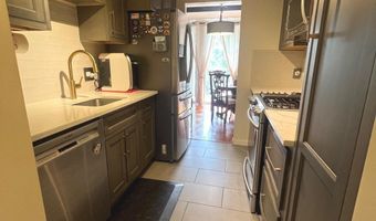301 N BEAUREGARD St N 303, Alexandria, VA 22312