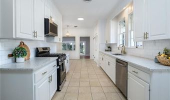 2913 HILL St, Alexandria, LA 71301