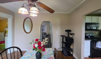 210 W Montford Ave, Ada, OH 45810