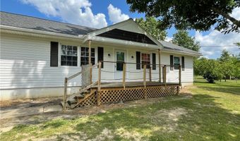 1452 Stroup Rd, Atwater, OH 44201