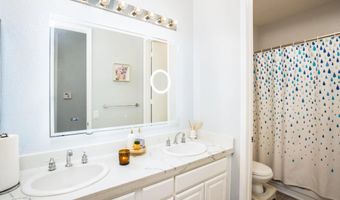 1365 Oak View Way 1, Escondido, CA 92029