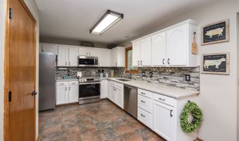 2610 NW 17th St, Ankeny, IA 50023