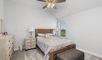105 Cimmaron Ct, Alvarado, TX 76009
