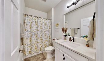 5645 DEL CORONADO Dr, Apollo Beach, FL 33572