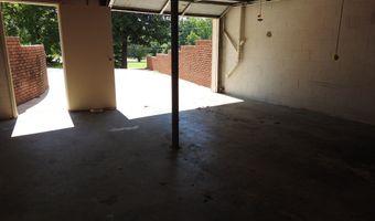 729 Darlington St, Calhoun Falls, SC 29628