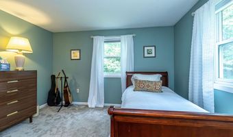 14 Briarwood Ln, Amherst, NH 03031