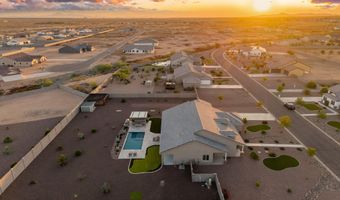 9037 W GARNET MOUNTAIN Dr, Casa Grande, AZ 85194