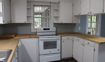 612 NE 2nd St, Arab, AL 35016
