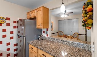 3182 JUSTIN Ct 5, Appleton, WI 54914