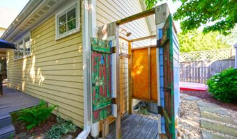 111 MCFEE St, Lewes, DE 19958