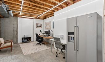 505 NE 21st St, Ankeny, IA 50021
