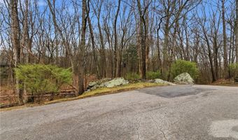 7 Wake Robin Rd 1604, Lincoln, RI 02865