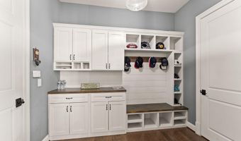 25433 QUADRILLE Ct, Aldie, VA 20105