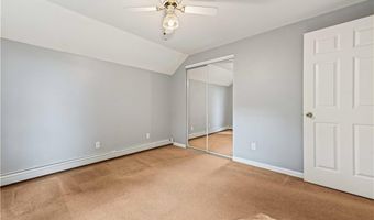 24 Smith St, Lincoln, RI 02865
