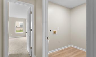 638 Branch View Dr, Boiling Springs, SC 29316