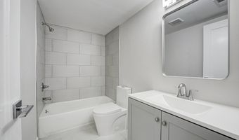 10032 SINNOTT, Bethesda, MD 20817