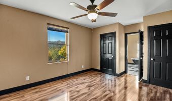 35369 S Pinnacle Pl, Black Canyon City, AZ 85324