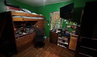 114 LINCOLN St, Big Sandy, TN 38221