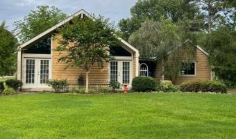 214 Shady Oaks Dr, Aberdeen, MS 39730