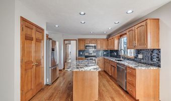 403 Southcreek Dr N, Indianapolis, IN 46217