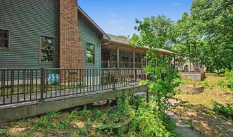 1653 Fairview Dr, Allegan, MI 49010