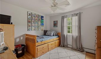 11 Carol Ave, Bristol, RI 02809