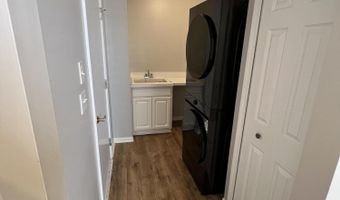 3381 Cromwell Rd, Ann Arbor, MI 48105