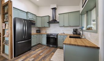 1377 N Transwestern Pump Rd, Bellemont, AZ 86015