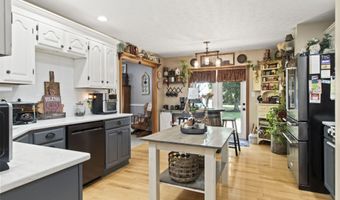 1135 Crystal Ct, Avon, IN 46123
