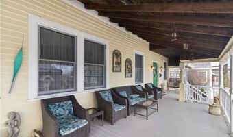 55 Hunter Ave, Newport, RI 02840