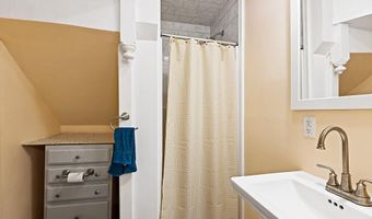 23 Patterson St, Augusta, ME 04330