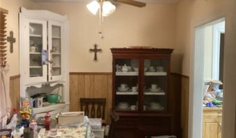 1021 E 2nd St, Alice, TX 78332