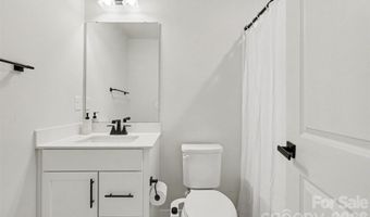 300 Twinflower Ln, Charlotte, NC 28205