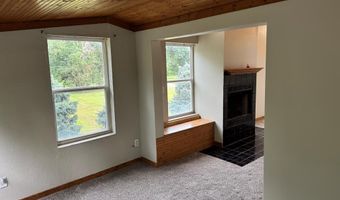 304 Grace, Aurora, NE 68818