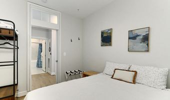 635 SLATERS Ln G-01, Alexandria, VA 22314