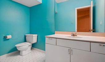 9100 ALDERSHOT Dr, Bethesda, MD 20817